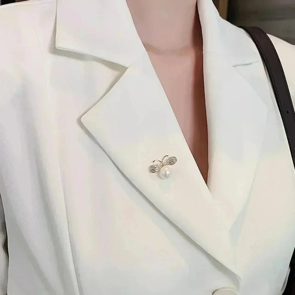 Honey Bee Hot Cloth Dress Hat Brooch - Picture 2 of 2